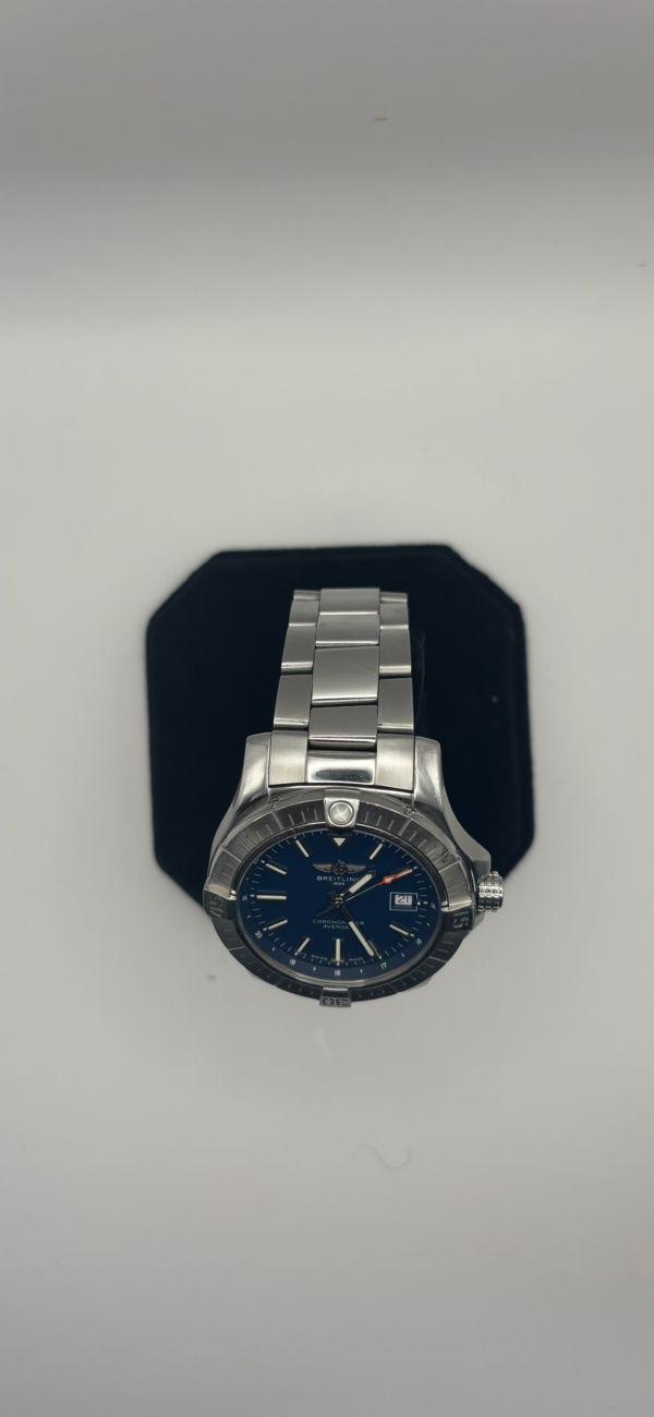 Breitling Avenger Automatic 43 – 43mm Stainless Steel - Image 3