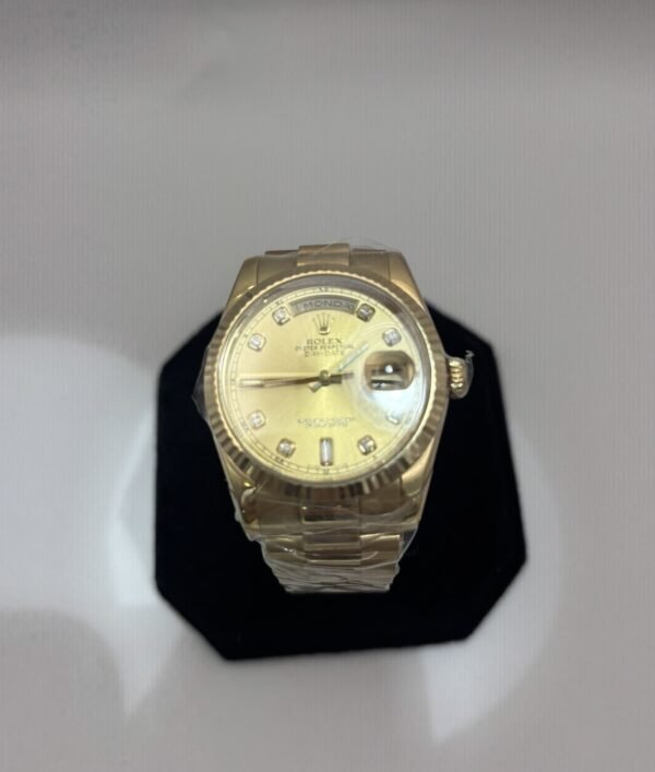 Rolex Day-Date Ref. 18238 40 mm Diamond Hour Markers - Image 2