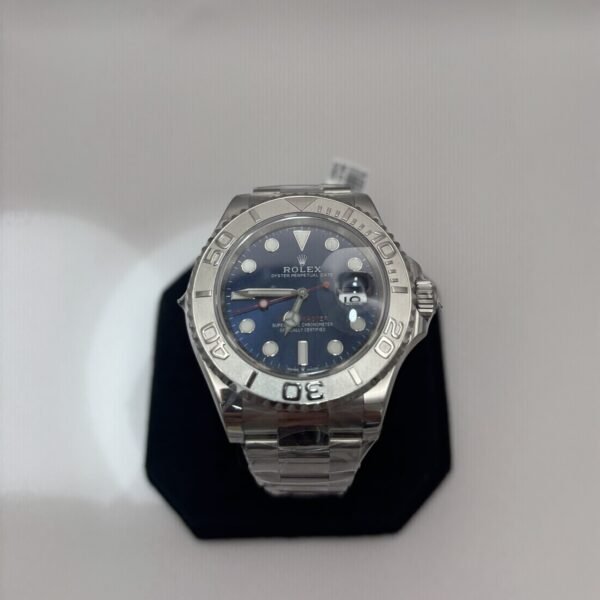 Rolex Yacht‑Master 40 mm – Blue Dial, Platinum Bezel (Ref. 126622)