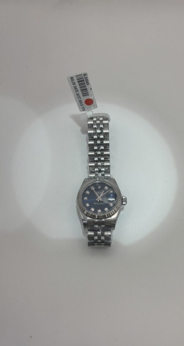Rolex Lady-Datejust 26 – Ref. 179174G 18K White Gold Fluted Bezel, Blue Diamond Dial