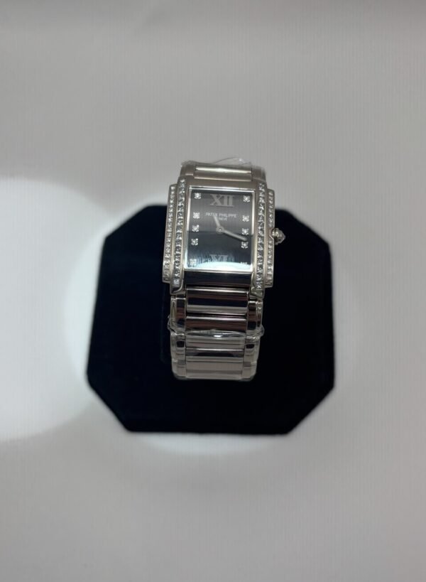 Patek Philippe Twenty~4 Ref. 4910/10A-011