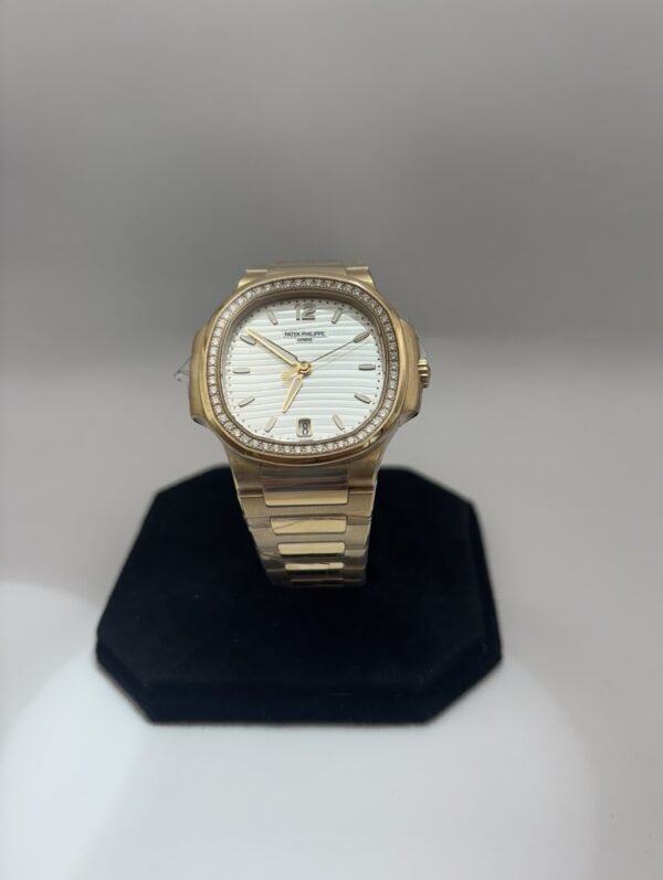 Patek Philippe Nautilus 7118/1200R‑001 – 35.2 mm Rose Gold with Diamond Bezel - Image 2