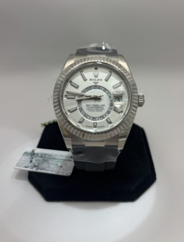 Rolex Sky‑Dweller 42 mm (Ref. 336239) 18k White Gold Case White Dial