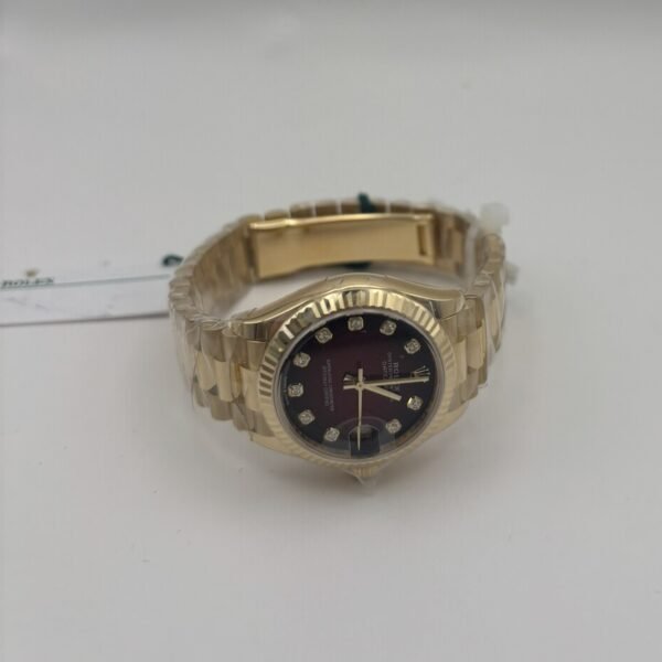 Rolex Datejust 31 – Ref. 278278 31 mm solid 18k yellow gold case & President bracelet, fluted bezel.