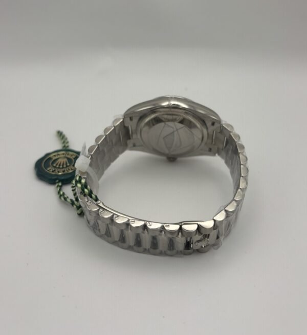 Rolex Ref. 128239 36 mm Solid 18k White Gold Case with Fluted Bezel - Image 4