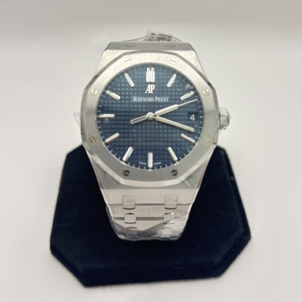 Audemars Piguet Royal Oak Selfwinding 41 mm – Ref. 15500ST.OO.1220ST