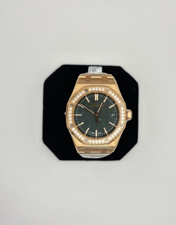 Audemars Piguet Royal Oak Selfwinding 37 mm – Ref. 15551OR.ZZ.1356OR.05 - Image 2