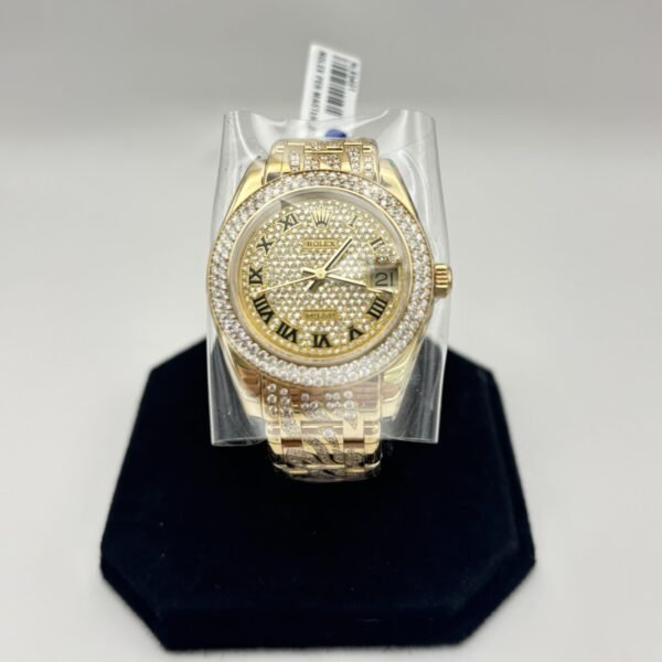 Rolex Pearlmaster 34 Datejust 18k Yellow Gold, Diamond Bezel