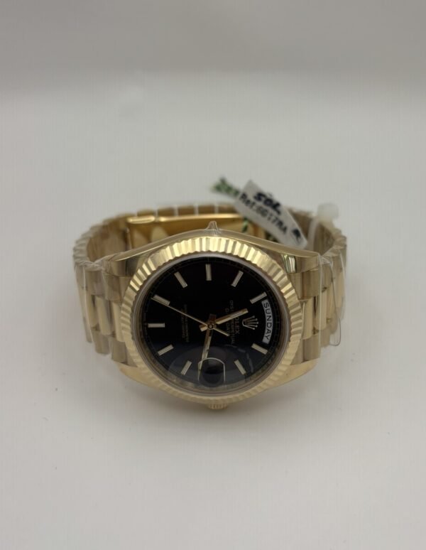 Rolex Day-Date18 K Yellow Gold Black Dial Presidential (Ref. 228238) - Image 3