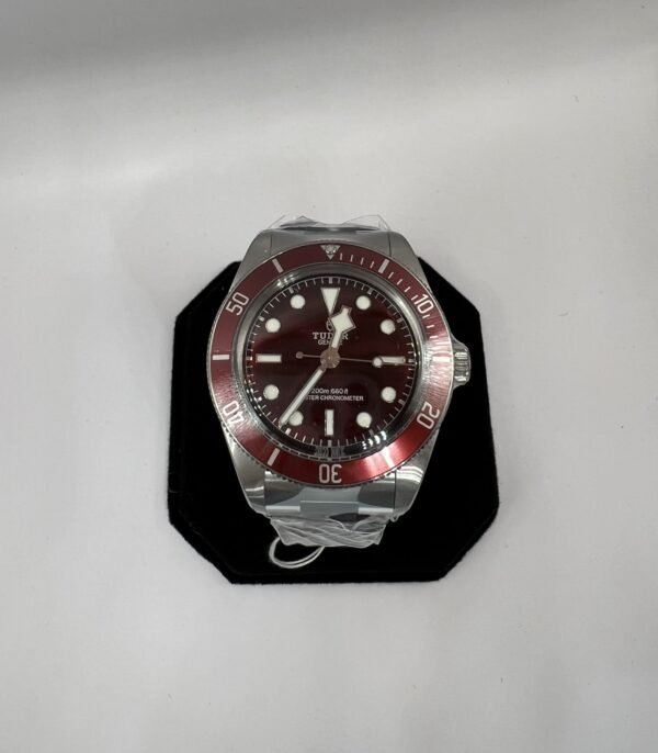 Tudor Black Bay Burgundy – 41mm Steel Case - Image 2