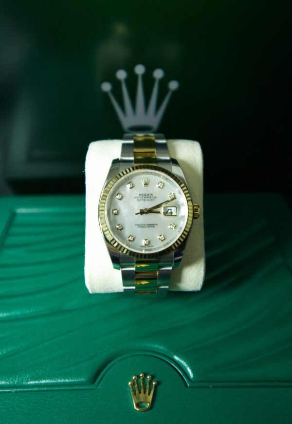 Rolex Datejust 31 mm – Ref. 116233 MOP Diamond Dial