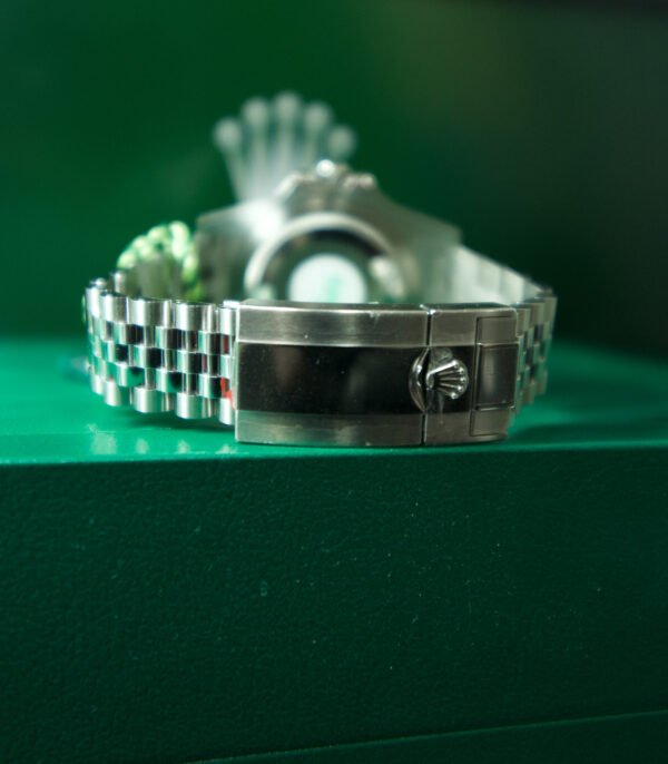 Rolex GMT-Master II “Sprite” – 40 mm Steel Case, Black Dial, Green/Black “Sprite” Bezel (Ref. 126720VTNR) - Image 3