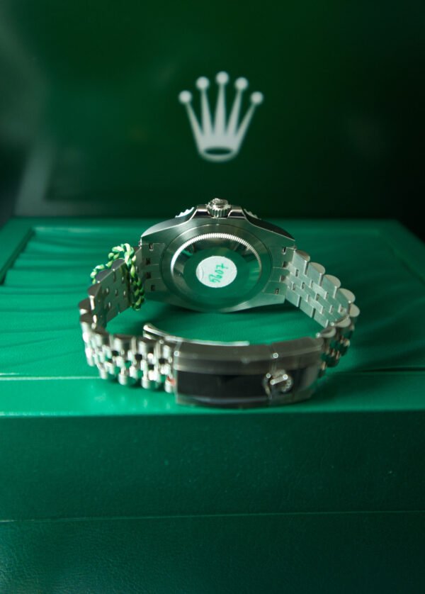 Rolex GMT-Master II “Sprite” – 40 mm Steel Case, Black Dial, Green/Black “Sprite” Bezel (Ref. 126720VTNR) - Image 4