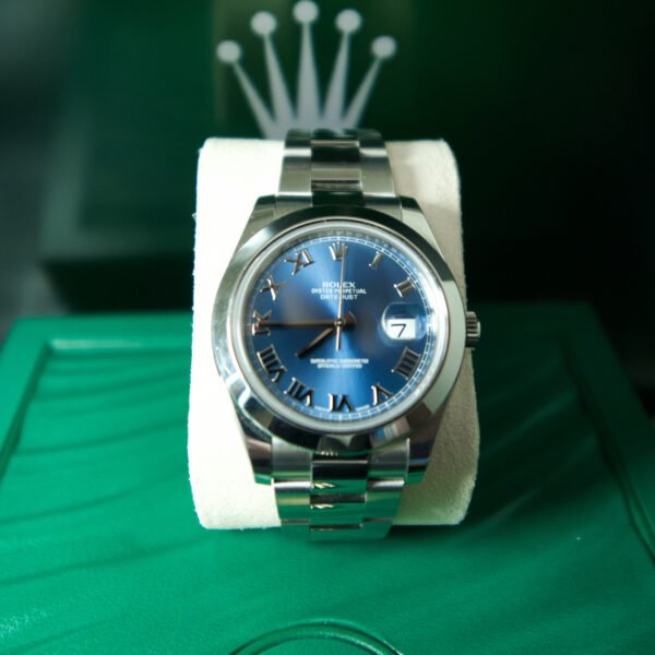 Rolex Datejust 41 mm – Blue Roman Dial with Smooth Bezel (Ref. 116300)